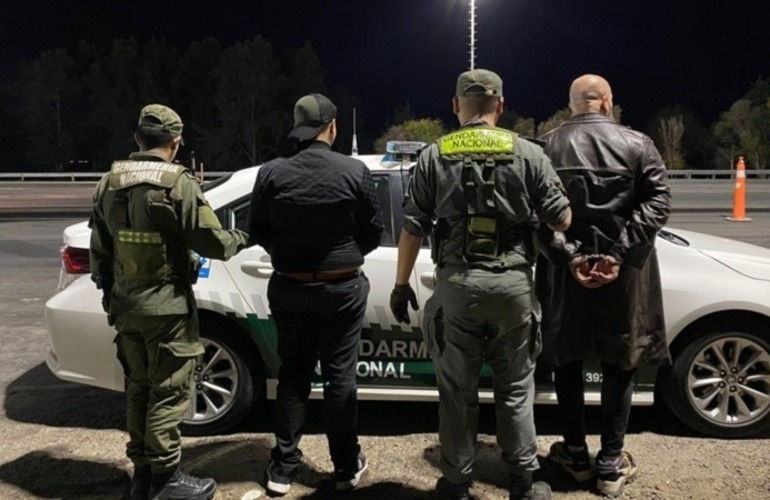 Imagen de Detuvieron a dos asesores legislativos con casi 100 pastillas de &eacute;xtasis