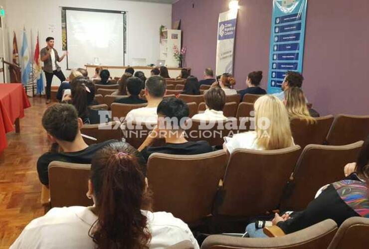 Imagen de Capacitaci&oacute;n gratuita en el Centro Comercial de Arroyo Seco