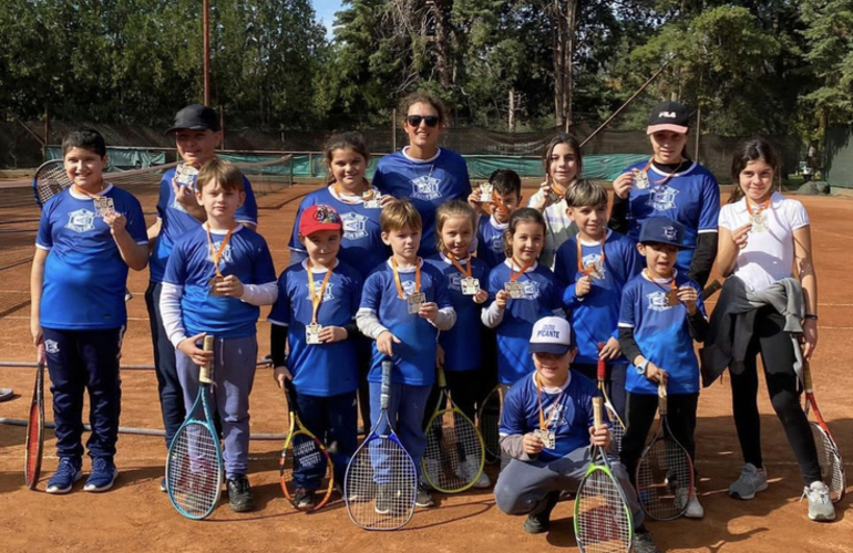 Imagen de El tenis de A.S.A.C. participó de un Encuentro de Escuelitas en V.C.