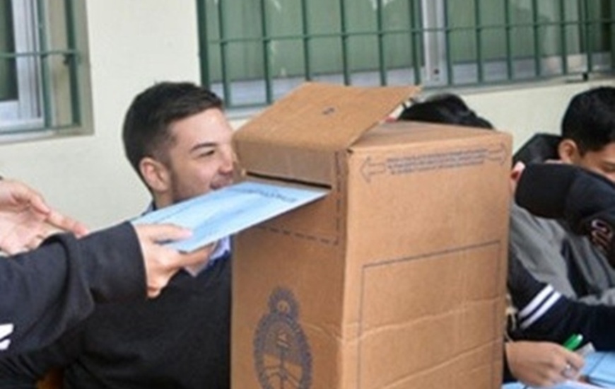 El tribunal Electoral autoriz&oacute; el voto joven en la provincia de Santa Fe.