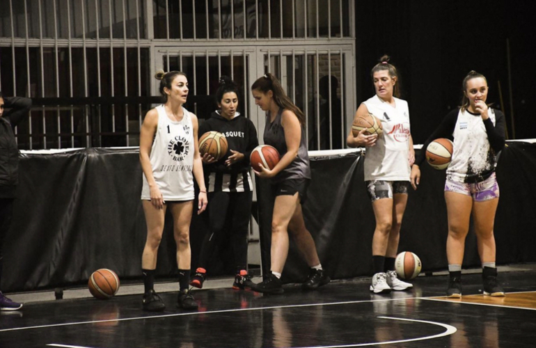 Imagen de Unión juega hoy de local ante Atalaya en 1ª división femenina.