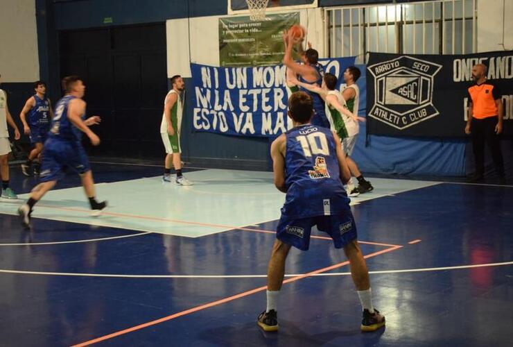 Imagen de Reserva A: Athletic venci&oacute; 82 a 52 a Sportivo Am&eacute;rica por el partido suspendido de la fecha 3