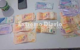 Parte de lo secuestrado a estos j&oacute;venes que fueron trasladados a la comisar&iacute;a local.