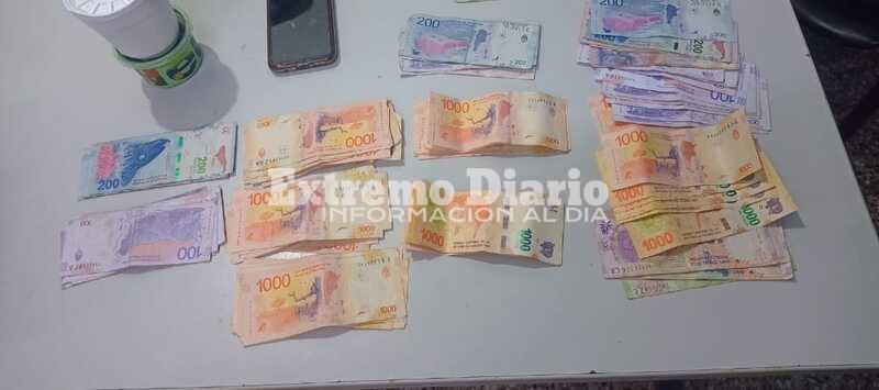 Parte de lo secuestrado a estos j&oacute;venes que fueron trasladados a la comisar&iacute;a local.