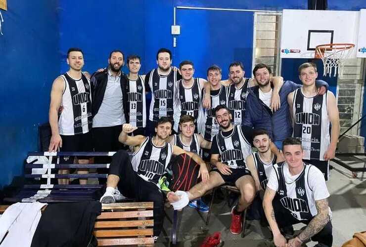 Imagen de Reserva "B": Uni&oacute;n derrot&oacute; de visitante a Recreativo de Villa Gobernador G&aacute;lvez por 64 a 52