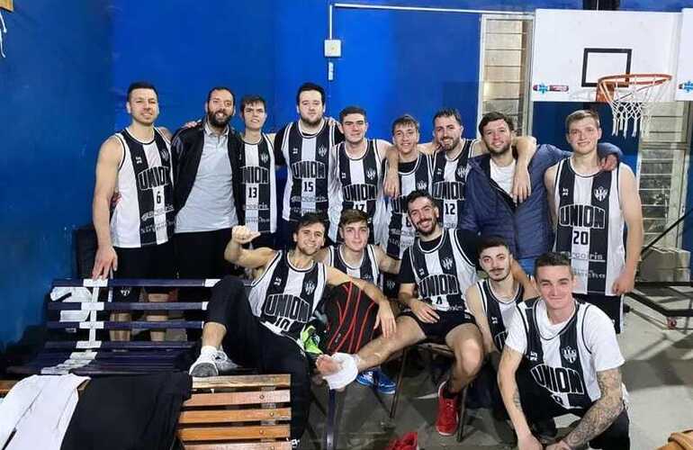 Imagen de Reserva "B": Uni&oacute;n derrot&oacute; de visitante a Recreativo de Villa Gobernador G&aacute;lvez por 64 a 52