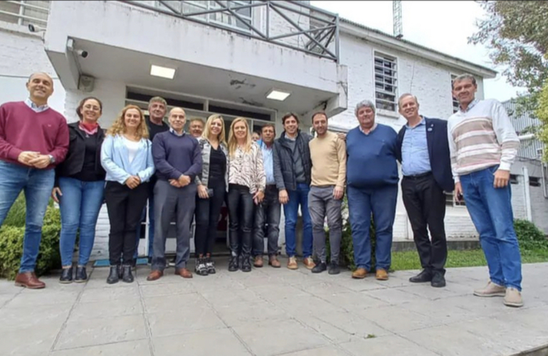 Imagen de Representantes de la Comuna de General Lagos, visitaron la planta Inalpa en Pavón Arriba.