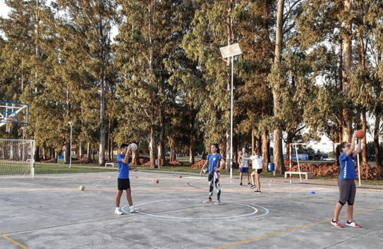 Imagen de En Junio, se viene el handball juvenil femenino y masculino en Libertad.