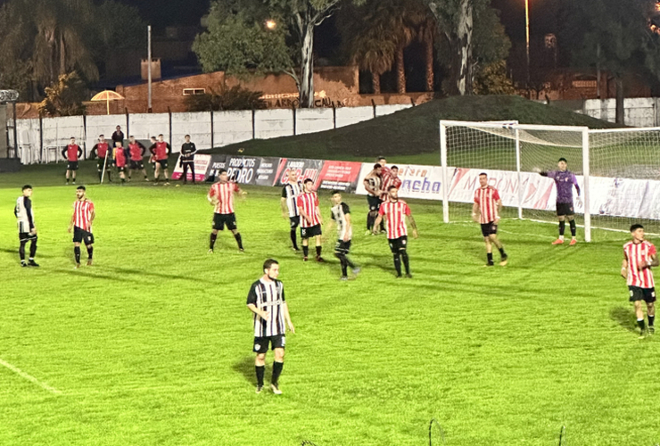 Imagen de 1era división: Unión le gano 2 a 1 a Riberas por la fecha 13 del torneo.