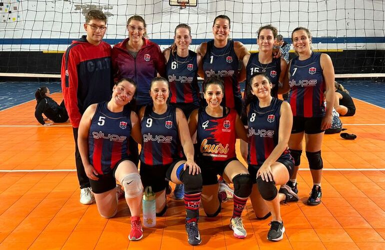 Imagen de El Maxi V&oacute;ley de Talleres venci&oacute; a Sonder y escala posiciones en el torneo.