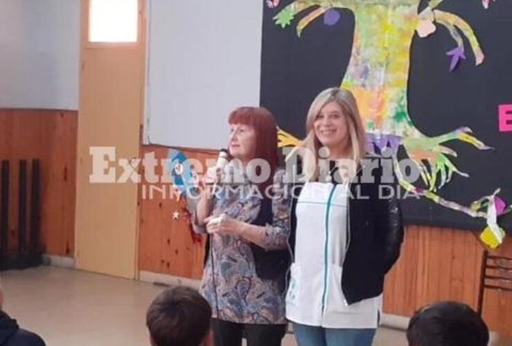 Imagen de La Escuela N°247 recibió a ex docentes en el marco de su centenario