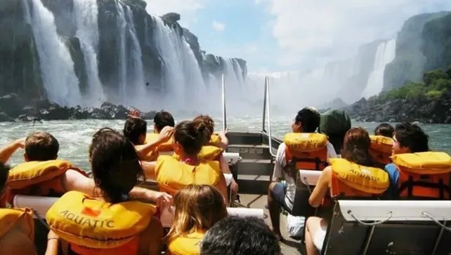 Imagen de El fin de semana XL moviliz&oacute; a 1,3 millones de turistas en todo el pa&iacute;s