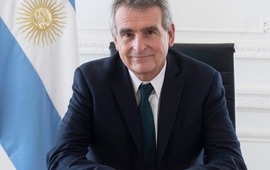 Imagen de Se lanz&oacute; Rossi: �Quiero ser presidente para garantizar una vida sin incertidumbre�