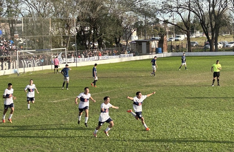Imagen de Central Argentino eliminó a Athletic y está en semifinales
