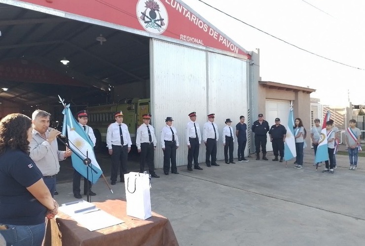 Imagen de Bomberos Voluntarios de Pavón celebró su día con un logro histórico: ¡La escritura en sus manos!