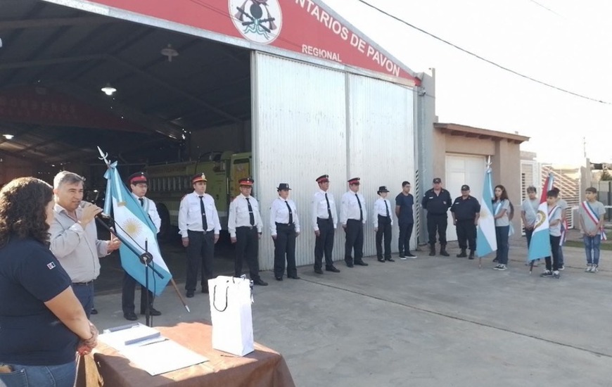 Imagen de Bomberos Voluntarios de Pav&oacute;n celebr&oacute; su d&iacute;a con un logro hist&oacute;rico: &iexcl;La escritura en sus manos!