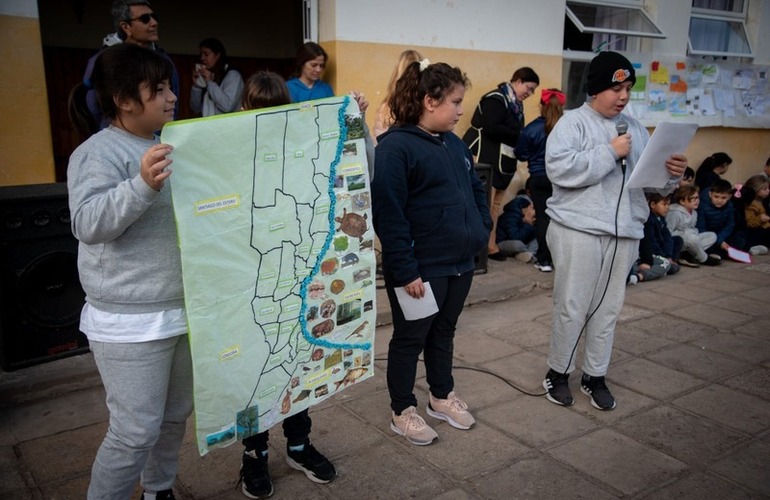 Imagen de Charla sobre bioalfabetización en la Escuela N° 6076 Unidad Nacional de Pavón