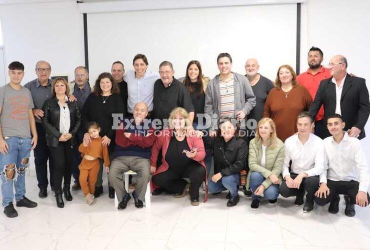 Imagen de Agasajo de la Comuna de Fighiera en el D&iacute;a del Periodista