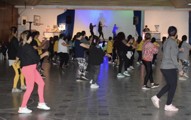 Imagen de Zumbathon en el Sal&oacute;n Dorado de A.S.A.C.