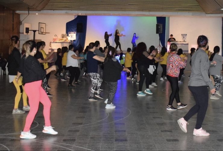 Imagen de Zumbathon en el Salón Dorado de A.S.A.C.