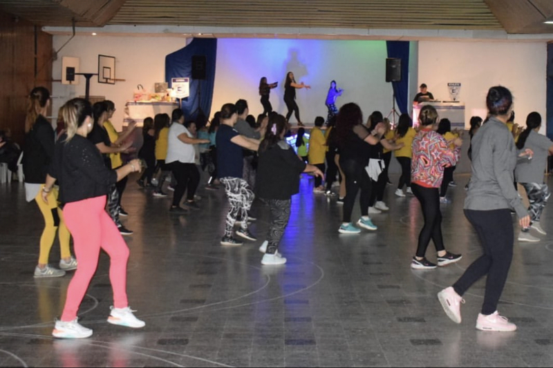 Imagen de Zumbathon en el Sal&oacute;n Dorado de A.S.A.C.