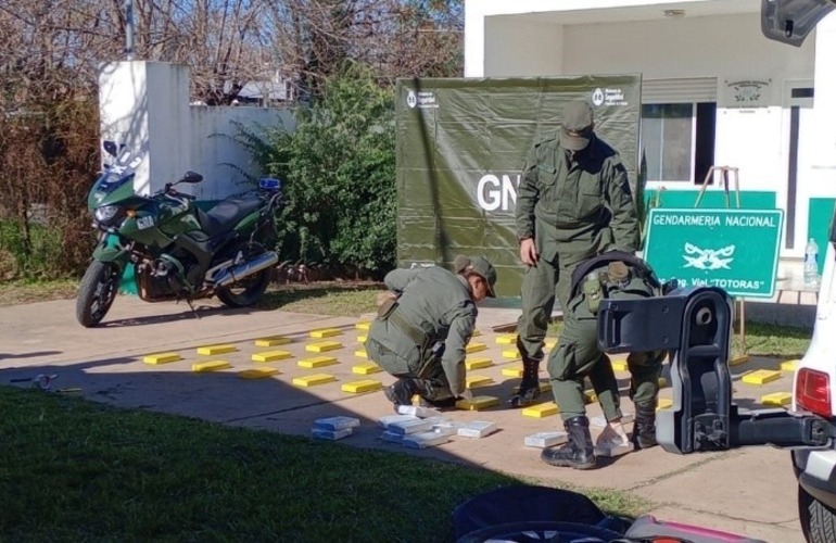 Imagen de Lo detuvieron con 64 kilos de cocaína en el auto