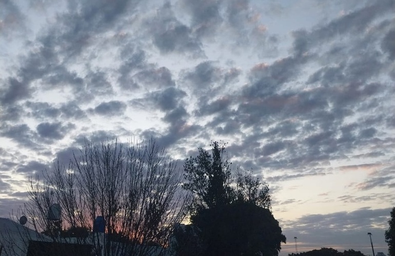 Imagen de El fin de semana largo sigue con otro día gris y con una máxima que llegaría a los 18º