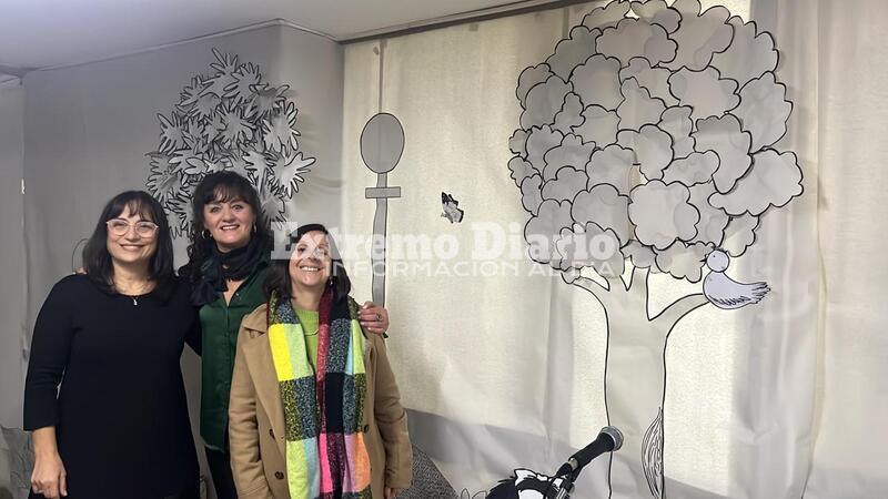 Imagen de La Escuela Comercial homenaje&oacute; a las docentes jubiladas