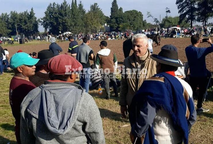 Imagen de Nizar Esper recorrió la jornada de destreza criolla en Arroyo Seco