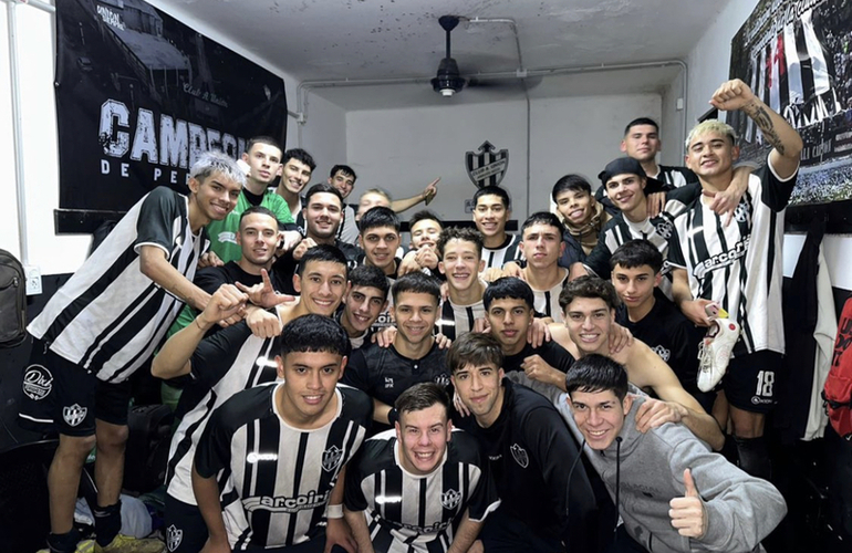 Imagen de Uni&oacute;n elimin&oacute; a Athletic y jugar&aacute; la final de Sub 21