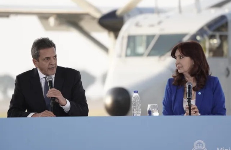 Sergio Massa y Cristina Kirchner, la primera foto juntos tras ser elegido precandidato presidencial de UP.