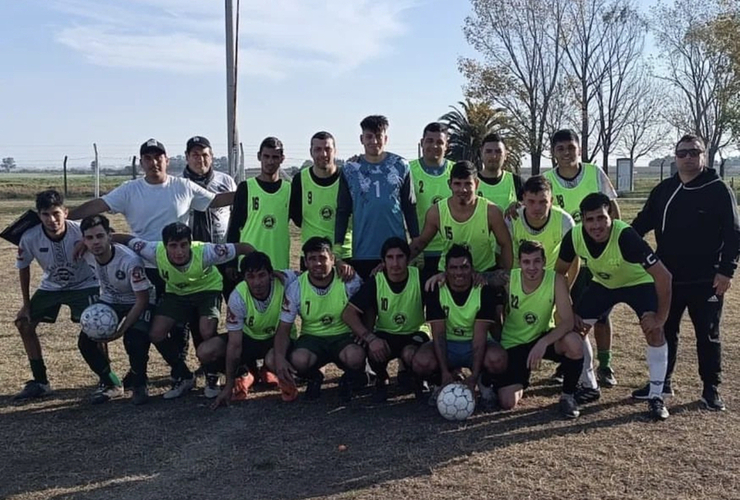 Imagen de Los Amigos de la Estación, realizarán prueba de jugadores en Reserva y Primera División.