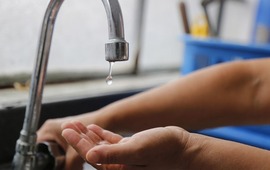 Imagen de Sin agua hasta el mediod&iacute;a