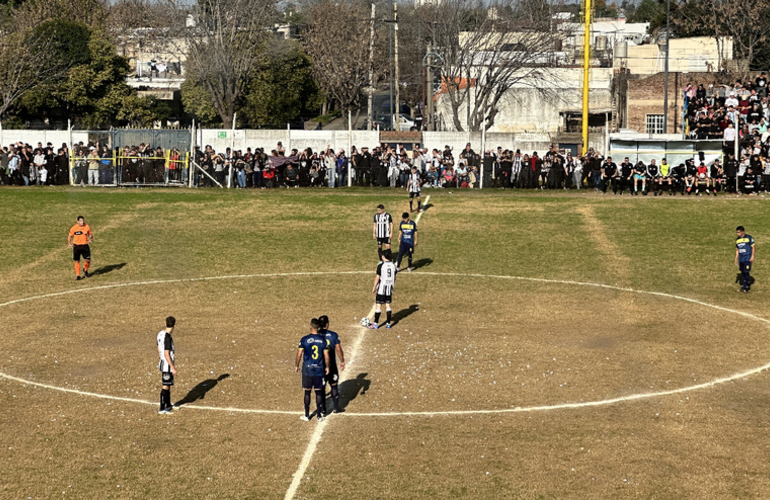 Imagen de Unión y Porvenir Talleres, jugarán el 4/07 a las 19 hs por la Final de Vuelta.