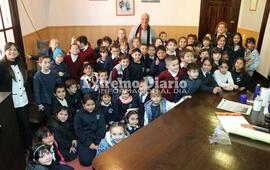 Imagen de Alumnos de 3&deg; grado del Colegio San Jos&eacute; visitaron el Municipio