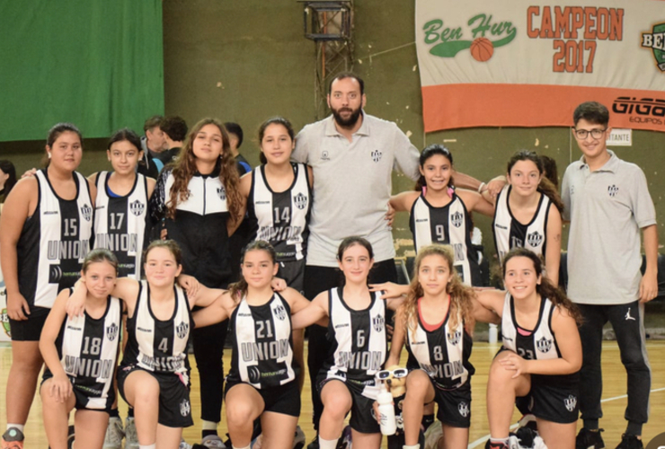Imagen de La U13 femenina de Uni&oacute;n, perdi&oacute; por la Semifinal de Ida ante N&aacute;utico.