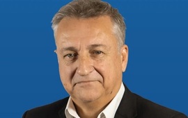 El abogado estar&aacute; acompa&ntilde;ado con �Pachi� Di Lorenzo como precandidato a concejal.