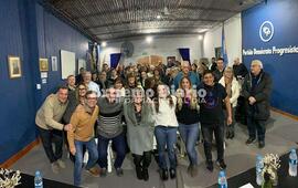 Imagen de Es equipo: Mili Serra present&oacute; oficialmente su lista