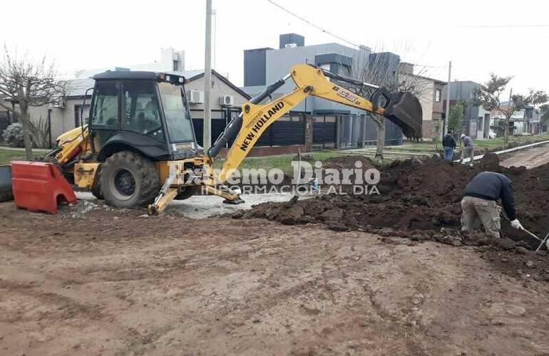 Imagen de Continúan las obras de cordón cuneta en el Loteo Zanchetta