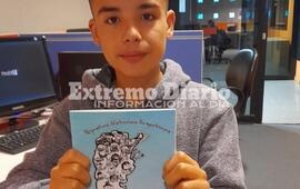 Imagen de Eugenio, un ni&ntilde;o de 13 a&ntilde;os que escribi&oacute; su primer libro y se agotaron las ventas