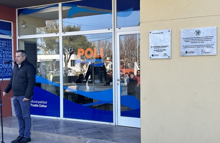 Imagen de El Polideportivo Municipal de Pueblo Esther, cumpli&oacute; 10 a&ntilde;os.