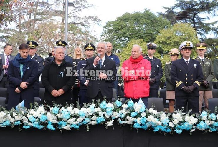 Imagen de 9 de julio: Acto protocolar en pleno centro de Arroyo Seco