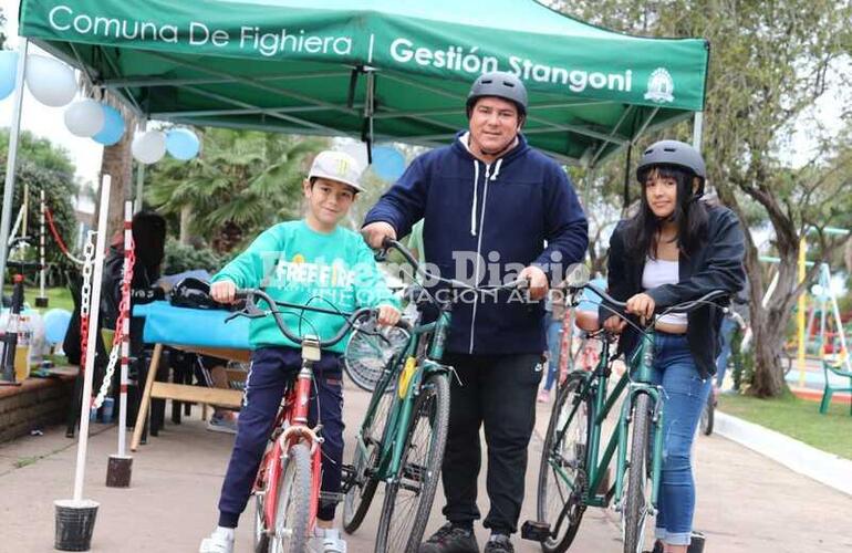 Imagen de Fighiera realizó una jornada recreativa y de movilidad sustentable en el Día de la Independencia