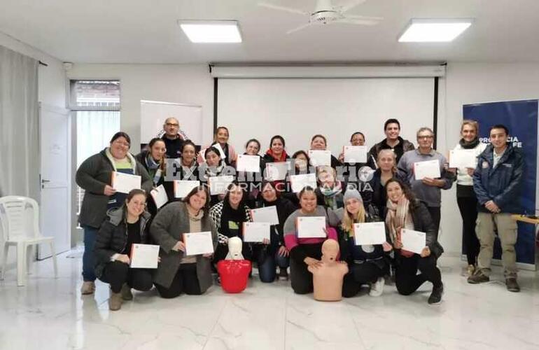 Imagen de Fighiera realizó un curso de RCP y maniobra de Heimlich abierta a la comunidad