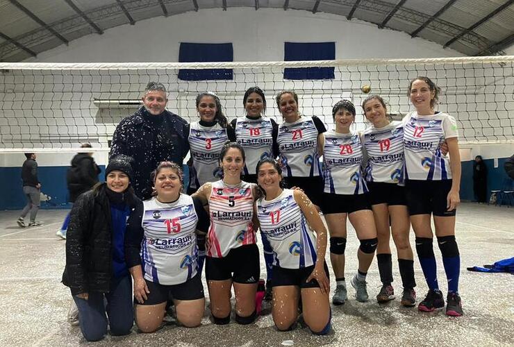 Imagen de El Maxi Vóley Femenino de Libertad de General Lagos, obtuvo el 3º puesto en el torneo.