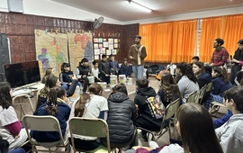 Imagen de Tendiendo Redes: Talleres Culturales para alumnos de 7mo de la Escuela Primaria 'Juan Larrea'.