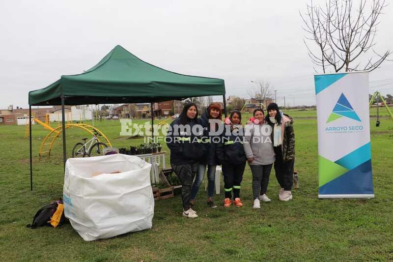 Imagen de Se llev&oacute; adelante una nueva jornada de EcoCanje en la plaza Ra&uacute;l Alfons&iacute;n