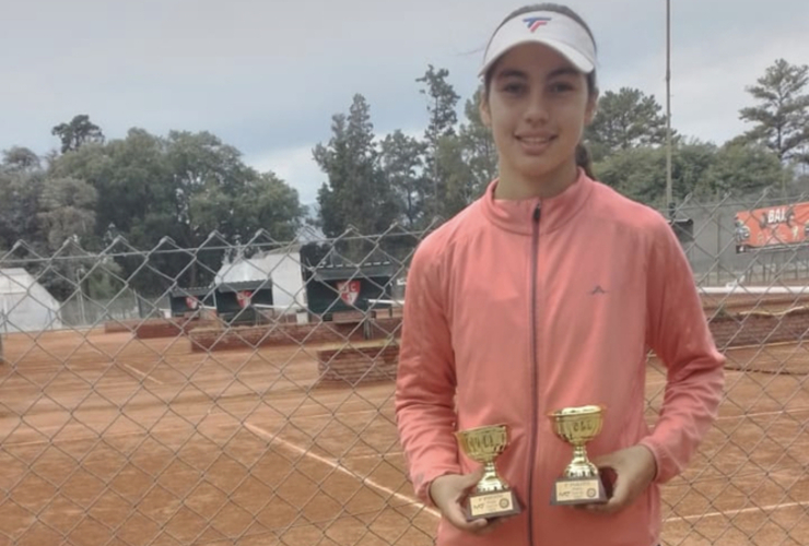 Imagen de La tenista Luana Caceres, 'Campeona Nacional' en Salta.