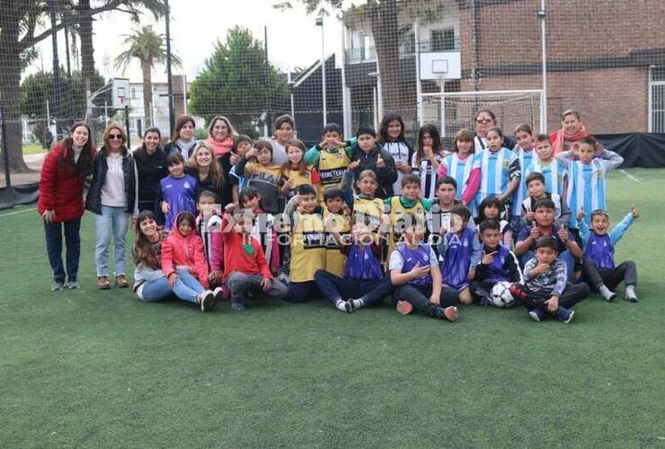 Imagen de El Galponcito celebró el mes de la amistad con un encuentro recreativo en el C.A.U