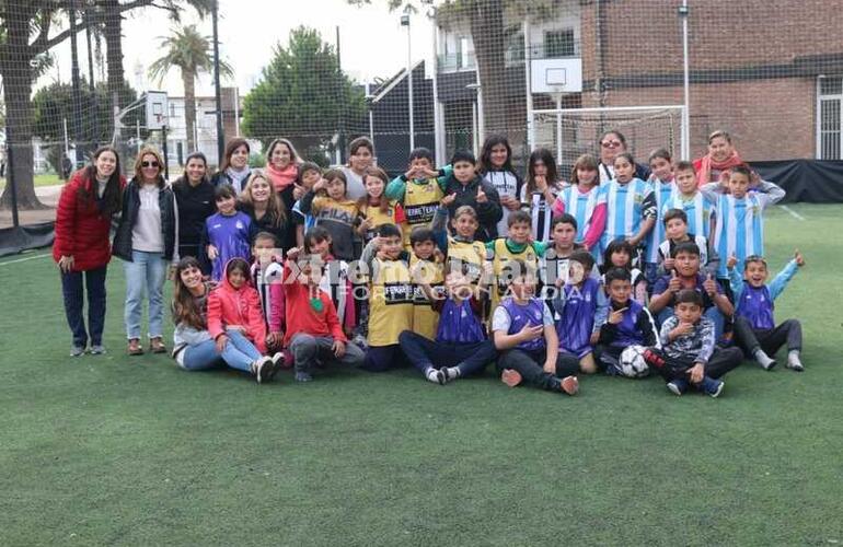 Imagen de El Galponcito celebró el mes de la amistad con un encuentro recreativo en el C.A.U